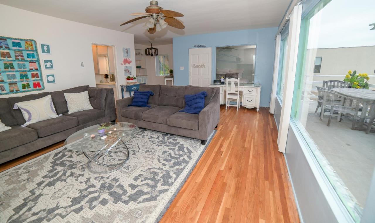 Beachfront Cottage Upper Unit Oceanside Exteriér fotografie