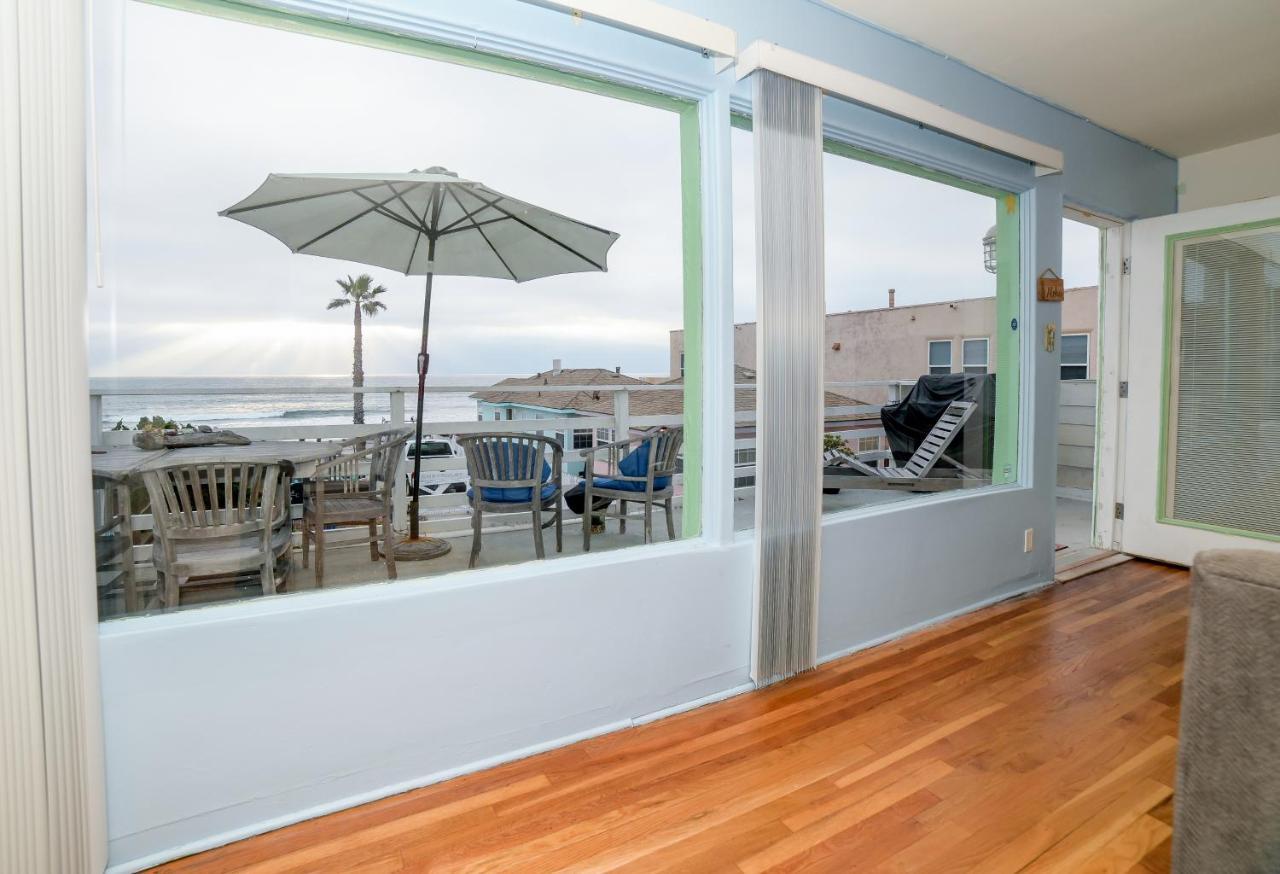 Beachfront Cottage Upper Unit Oceanside Exteriér fotografie
