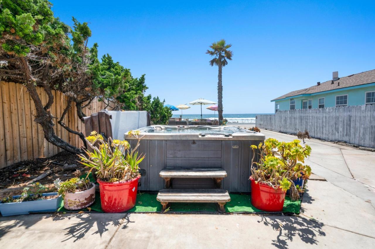 Beachfront Cottage Upper Unit Oceanside Exteriér fotografie